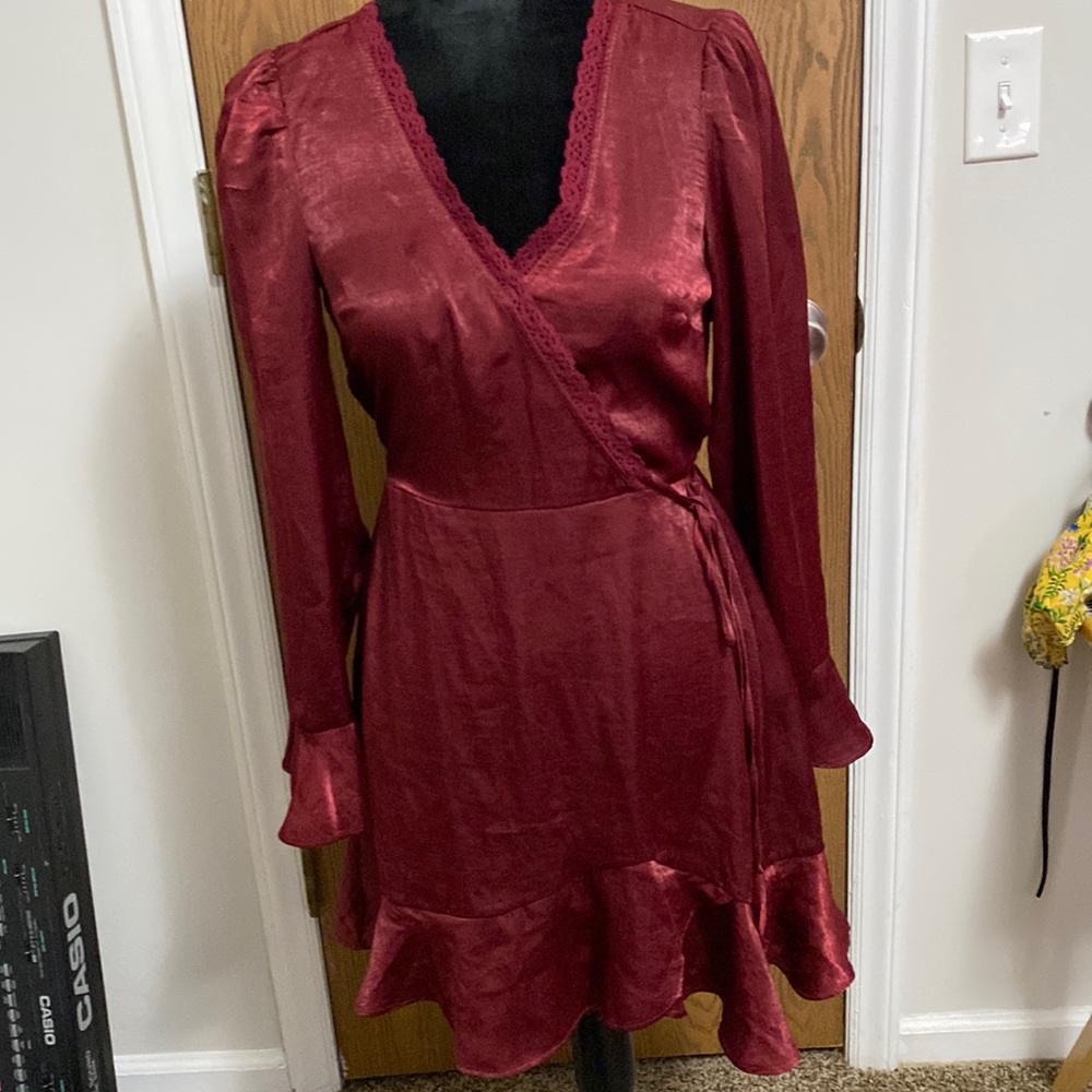 Maroon long sleeve dress